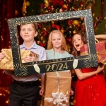 1Pcs Happy New Year 2024 Photo Booth Props Frame Celebration New Year Party Home Kids Adult Selfie PhotoBooth Props Xmas Supplie